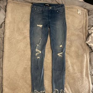 Express jeans Size 2R legging mid-rise is what the tag says